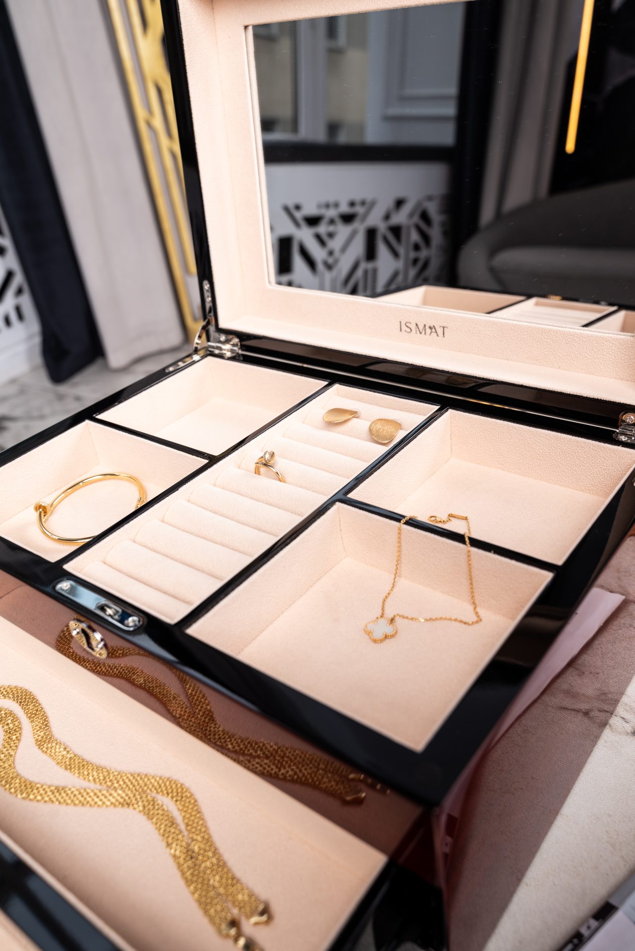 Шкатулка деревянная для украшений ISMAT PREMIUM